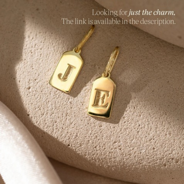 INITIAL TAG CHARM KOLYE