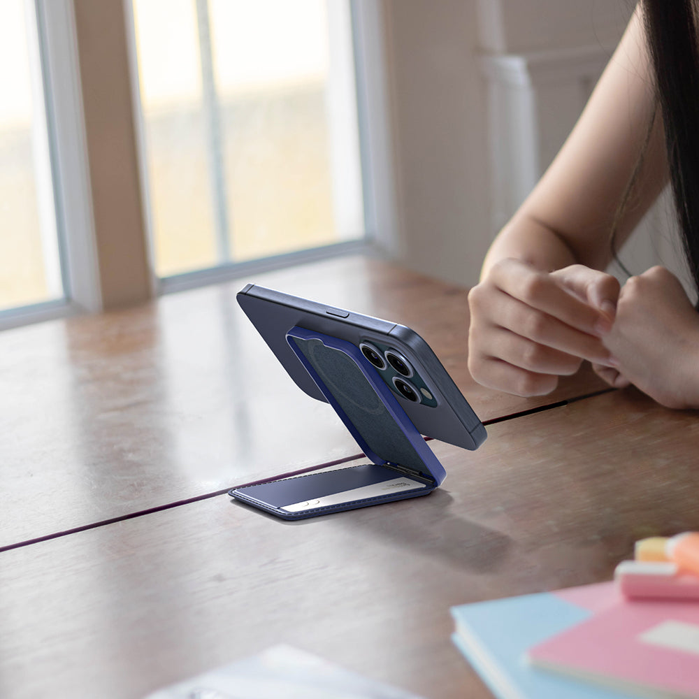Amazingthing Glamour Link Functional Versatile Magnetic Card Holder with Grip Stand Blue