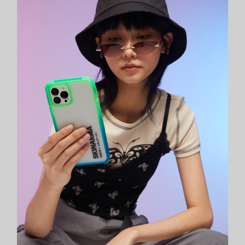 Apple iPhone 13 Kılıf Şeffaf Airbag Tasarımlı Skinarma Hade Kapak Mavi-Pembe