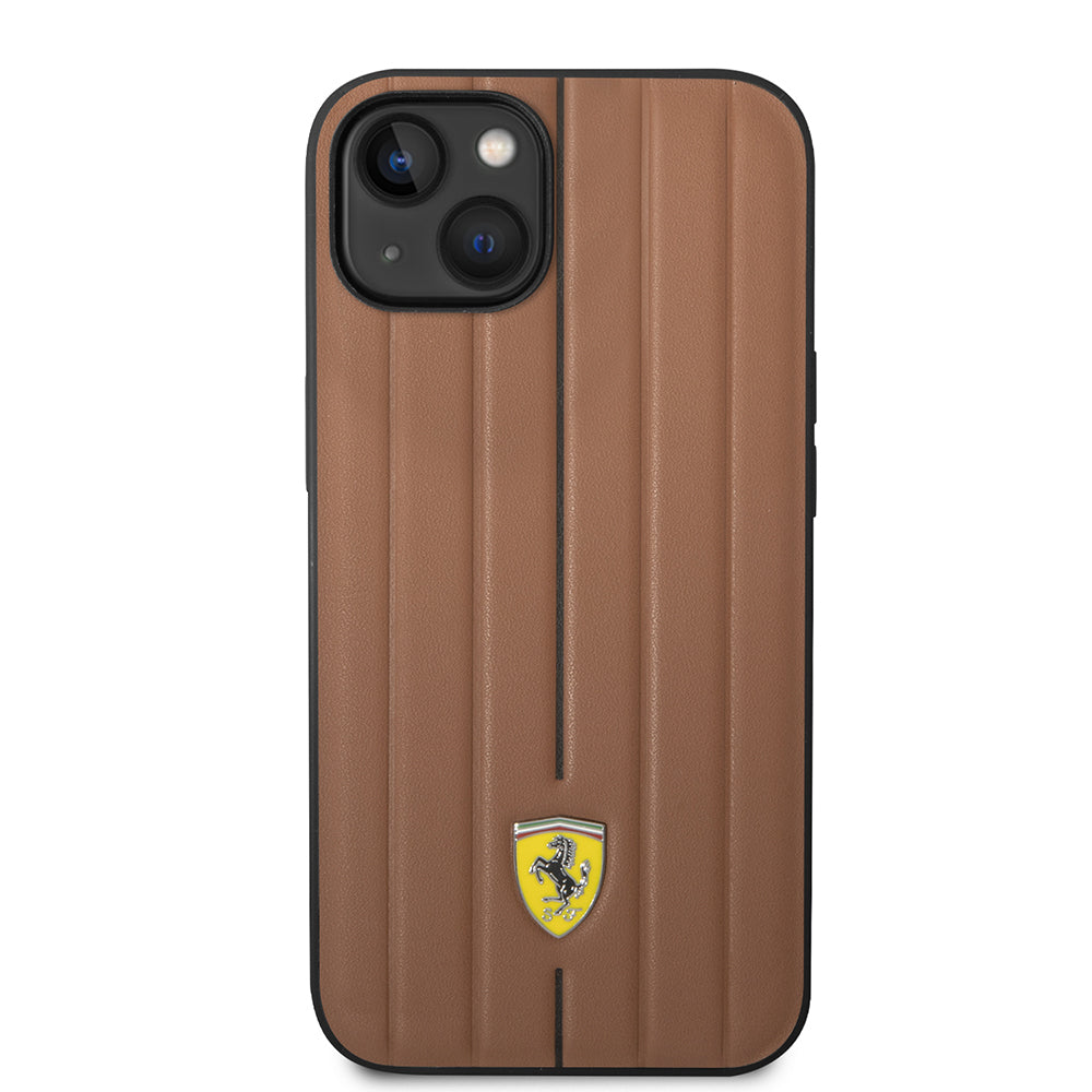 Apple iPhone 14 Kılıf Ferrari Orjinal Lisanslı Deri Arka Yüzey Metal Logolu Şerit Tasarımlı Kapak Kahverengi