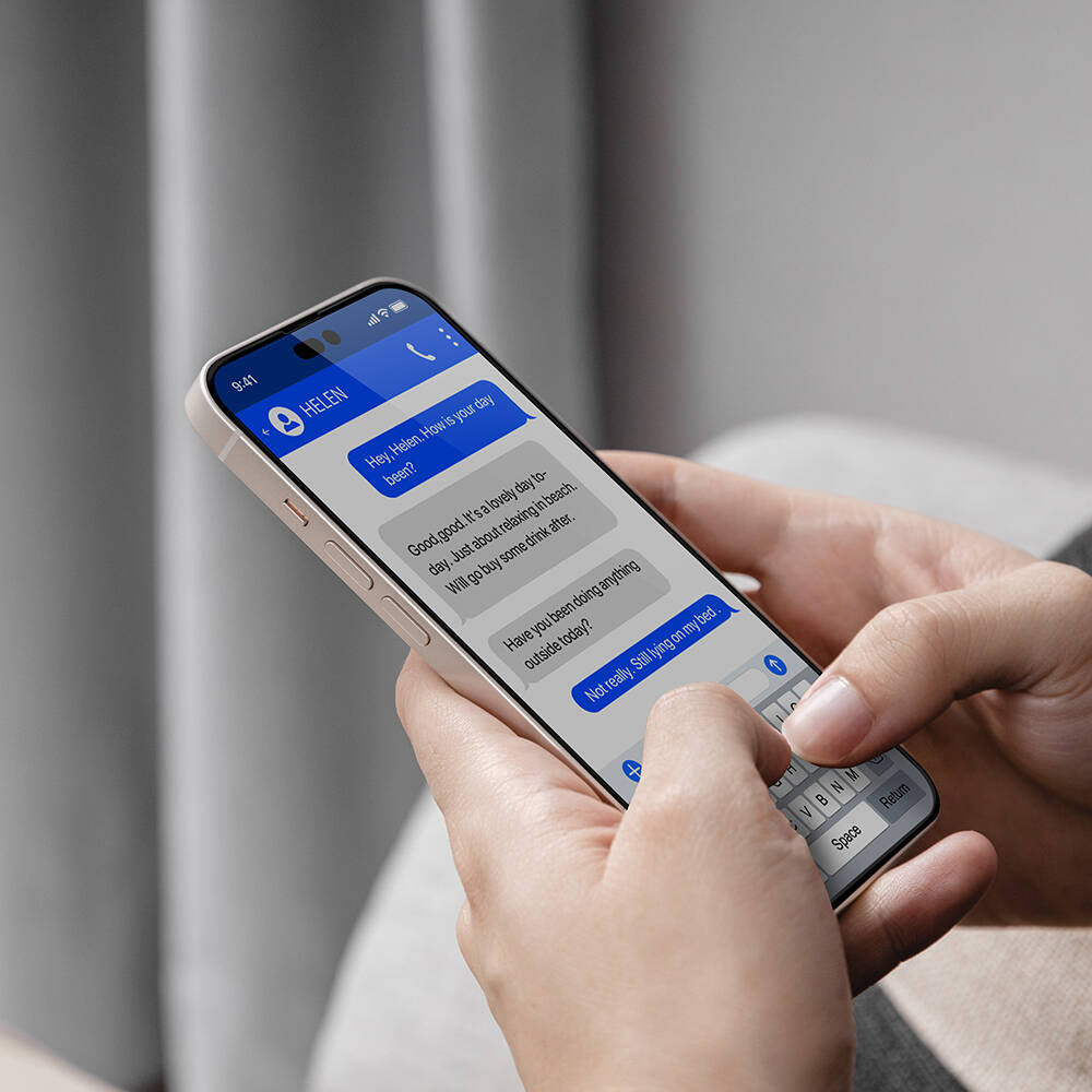 Apple iPhone 14 Pro Oleofobik Temperli Ultra HD Lisanslı Switcheasy Vetro 9H Cam Ekran Koruyucu Renksiz