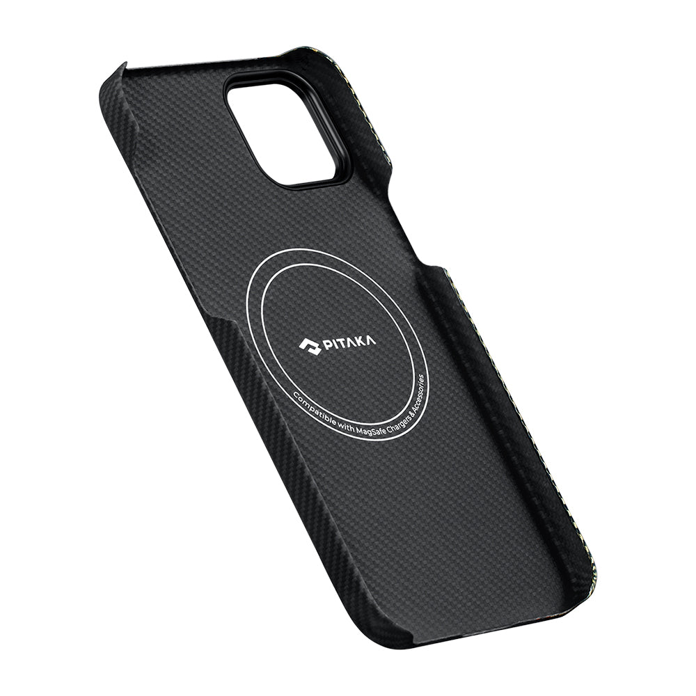 Apple iPhone 15 Plus Kılıf M-safe Şarj Özellikli 600D Aramid Fiber Pitaka Tactile Woven Orchestra Serisi Overture Kapak Siyah-Yeşil