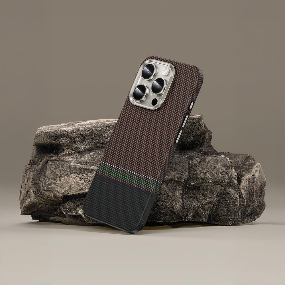 Apple iPhone 15 Pro Case M-safe Charging Feature Carbon Fiber Design Benks Prestige ArmorPro Kevlar Cover Gold