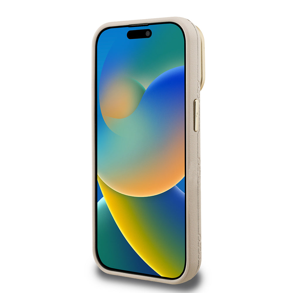 Apple iPhone 15 Pro Max Kılıf Guess Orjinal Lisanslı M-safe Şarj Özellikli Sıcak Baskılı Yazı Logolu Kamera Standlı PU Deri Peony Kapak Mor