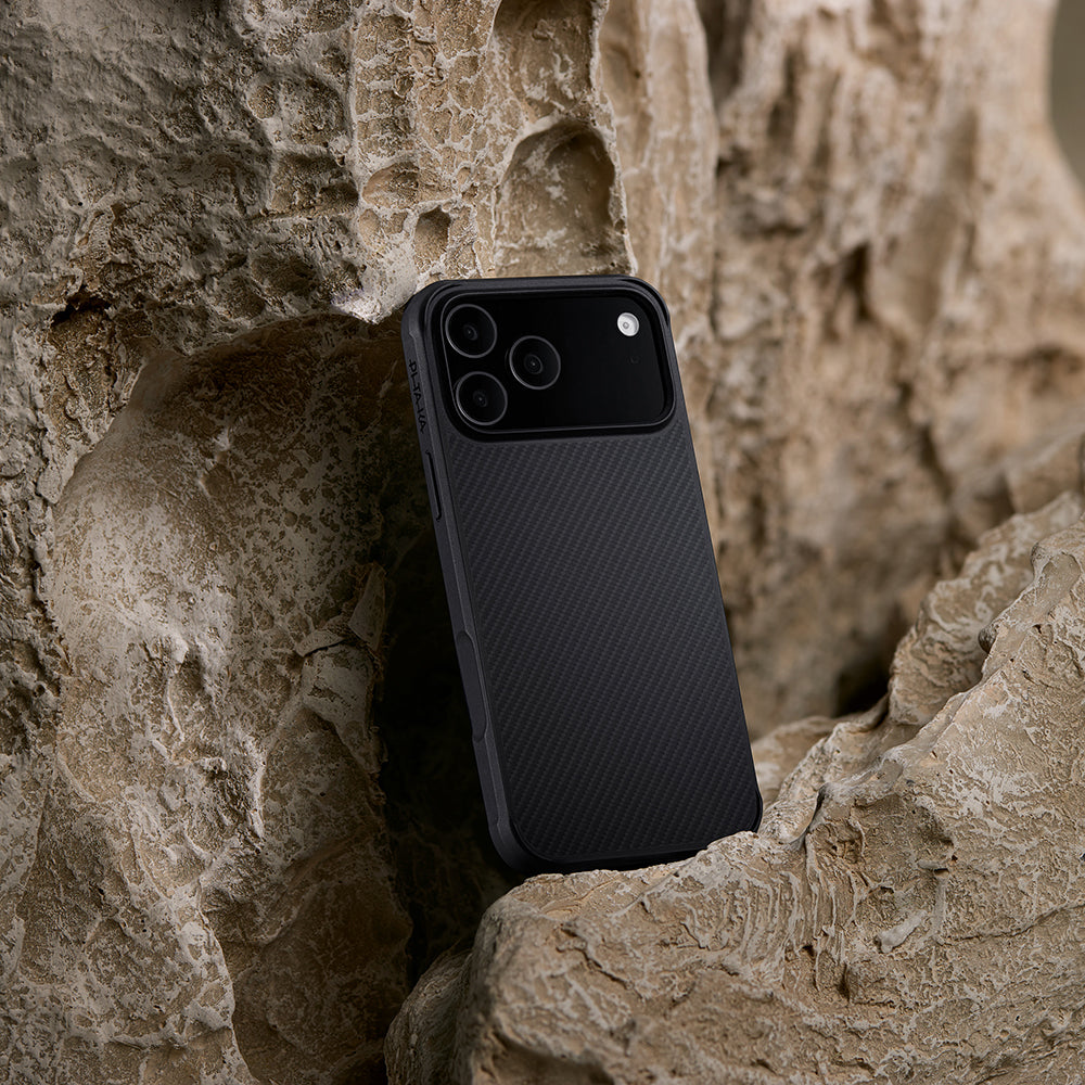 Apple iPhone 17 Pro Max Case M-safe Charging Feature Pitaka Aramid Pro Guard Series Black-Gray Cover Black-Gray