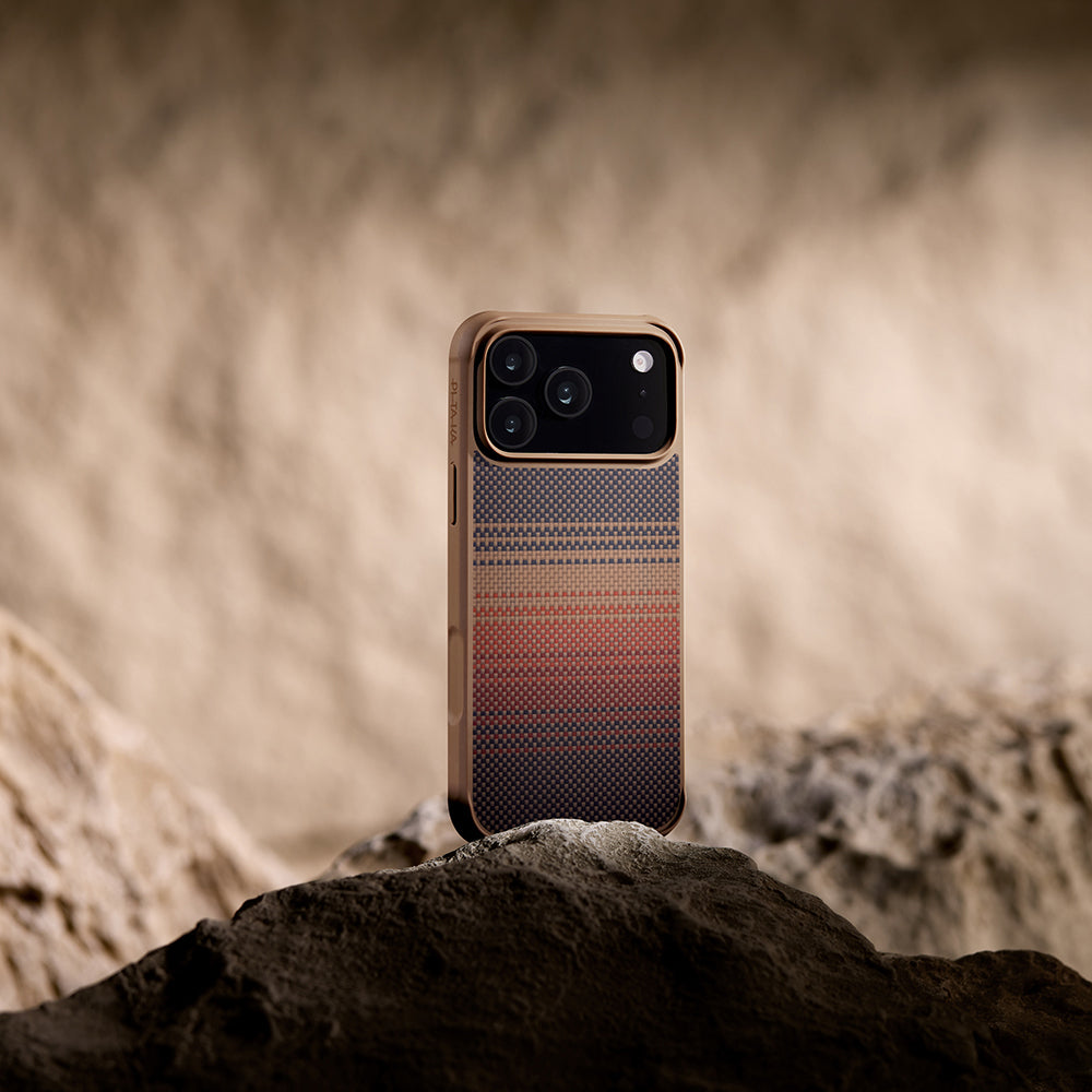 Apple iPhone 17 Pro Max Kılıf M-safe Şarj Özellikli Pitaka Tactile Woven Sunset-Moonrise Aramid Pro Guard Serisi Kapak Kahverengi