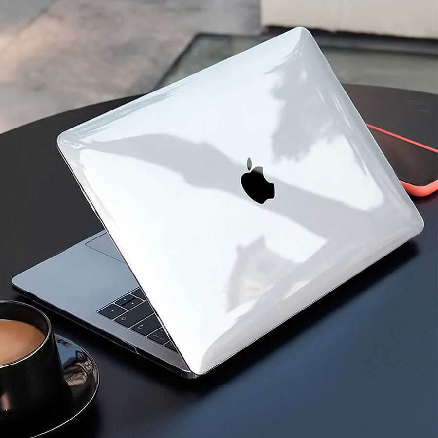 Apple Macbook Pro 16.2 2023 A2780 Wiwu Ultra İnce Sararmayan Şeffaf MacBook Crystal iShield Kapak Renksiz