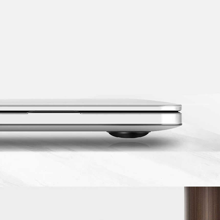 Apple Macbook Pro 16.2 2023 A2780 Wiwu Ultra İnce Sararmayan Şeffaf MacBook Crystal iShield Kapak Renksiz