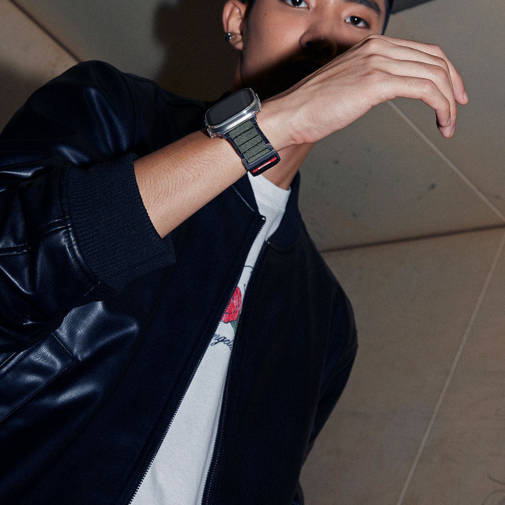 Apple Watch 44mm SkinArma Kobu Mesh Strap Black