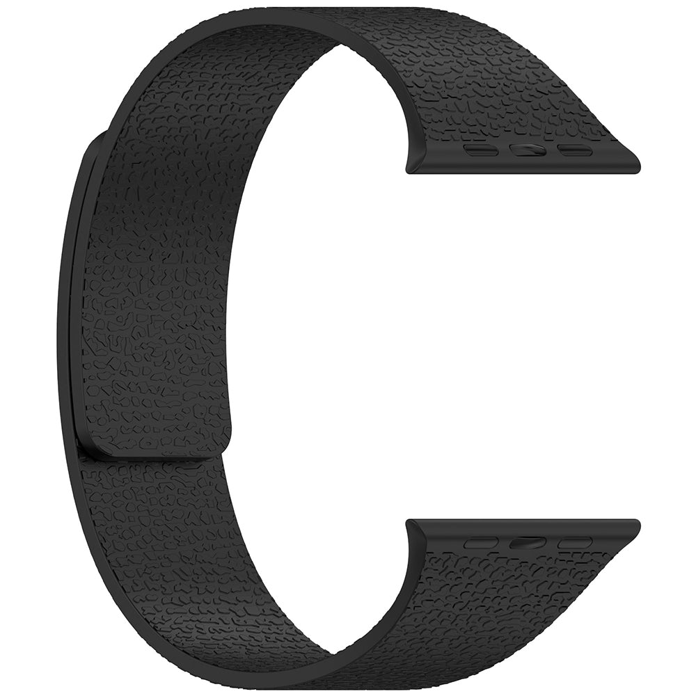 Apple Watch Ultra 49mm Zore KRD-136 Kabartma Desenli Silikon Kordon Açık Yeşil