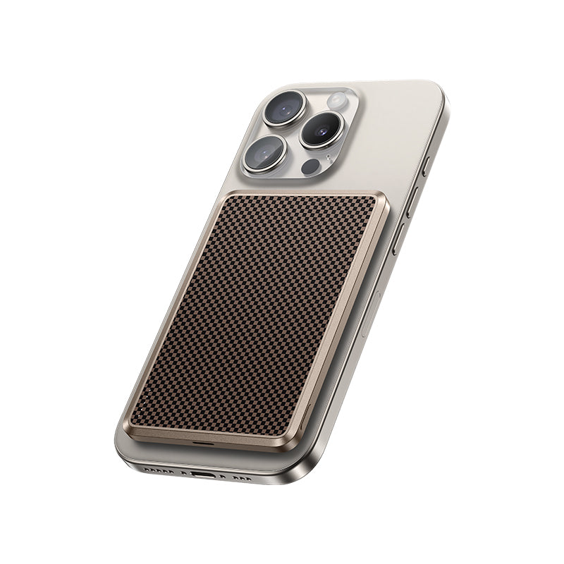 Benks MP15 ArmorGo M-safe Şarj Özellikli Ultra İnce ArmorTint Serisi Aramid Fiber Powerbank 15W 5000mAh Gold