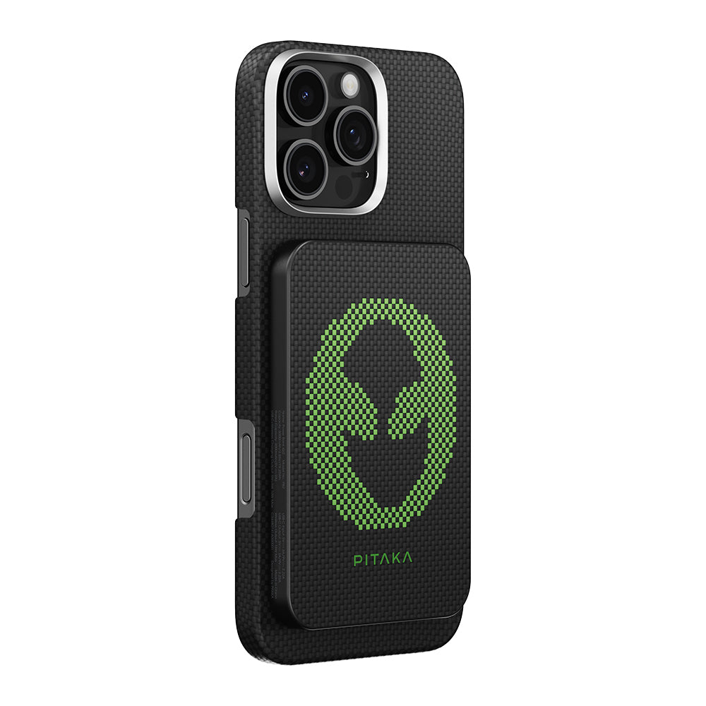 Pitaka Tactile Woven Aramid Fiber M-Safe Powerbank 15W 5000mAh Black with Qi2 Charging Technology