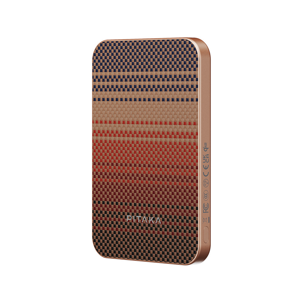 Pitaka Tactile Woven Aramid Fiber M-Safe Powerbank 15W 5000mAh Black-Green with Qi2 Charging Technology