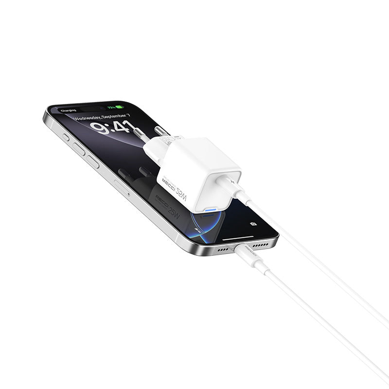 Recci RC106E GaN Technology Fast Charging Head Type-C to Type-C PD 25W Wired Charging Set White