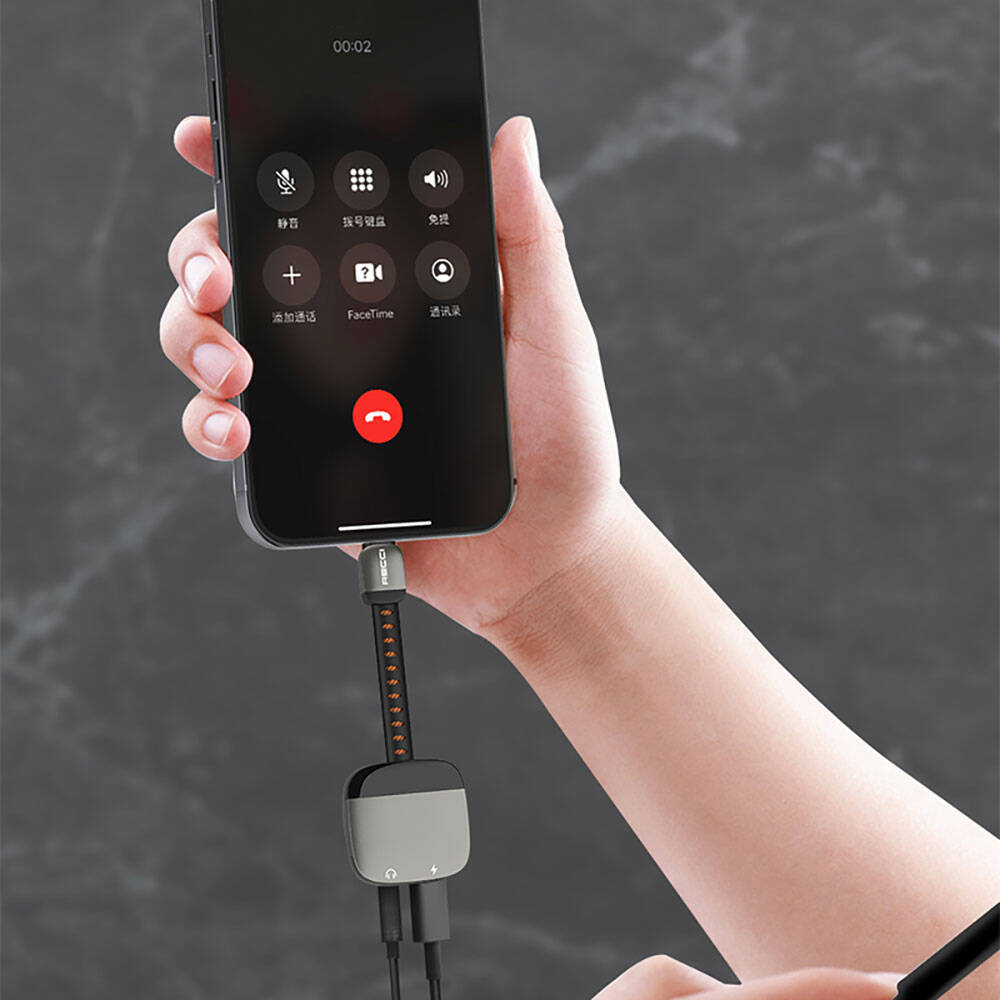 Recci RDS-A12 Lightning 2in1 Charging and Audio Adapter Black