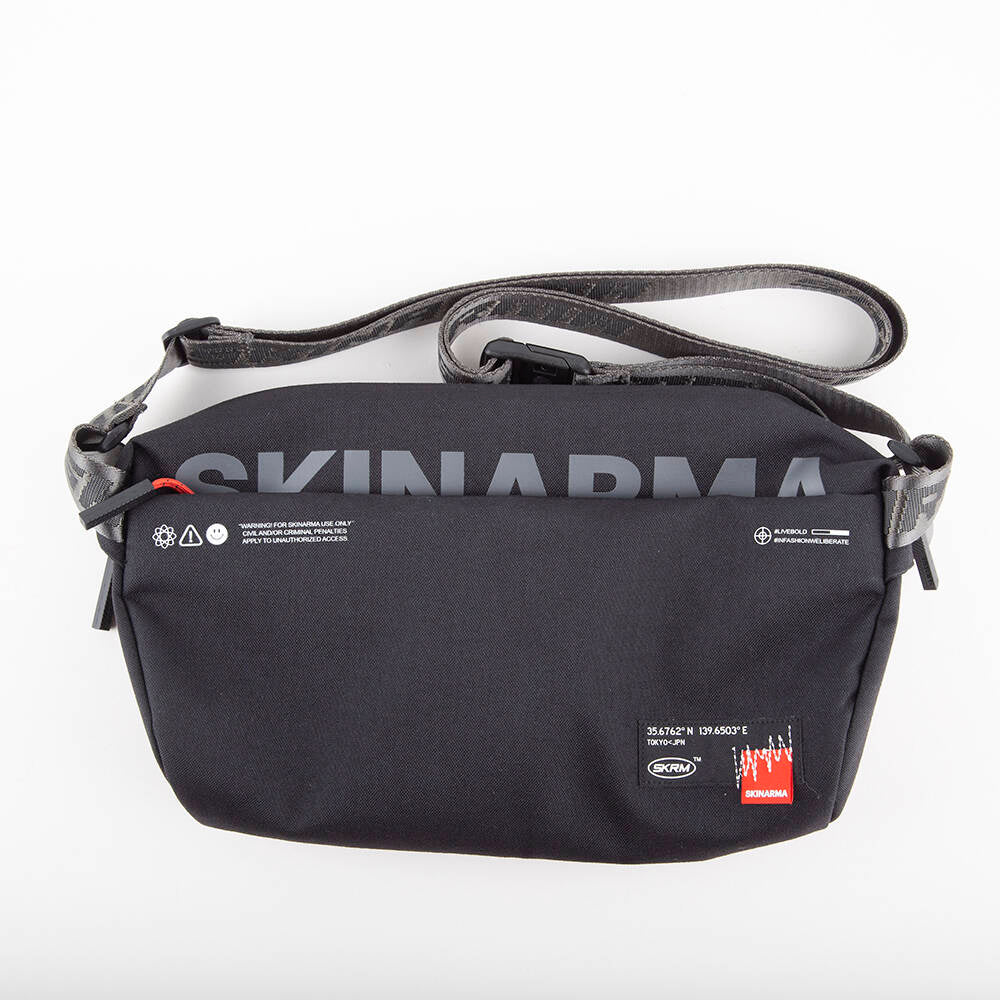 Skinarma Crossbody Fardel Crossbody Bag Black