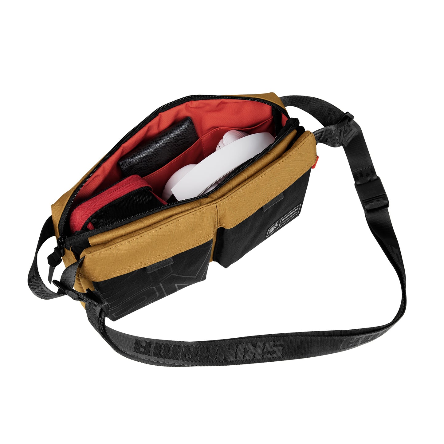 Skinarma Jager Naylon Scout Boyun Askı Kayışlı Çapraz Vücut Çantası Siyah