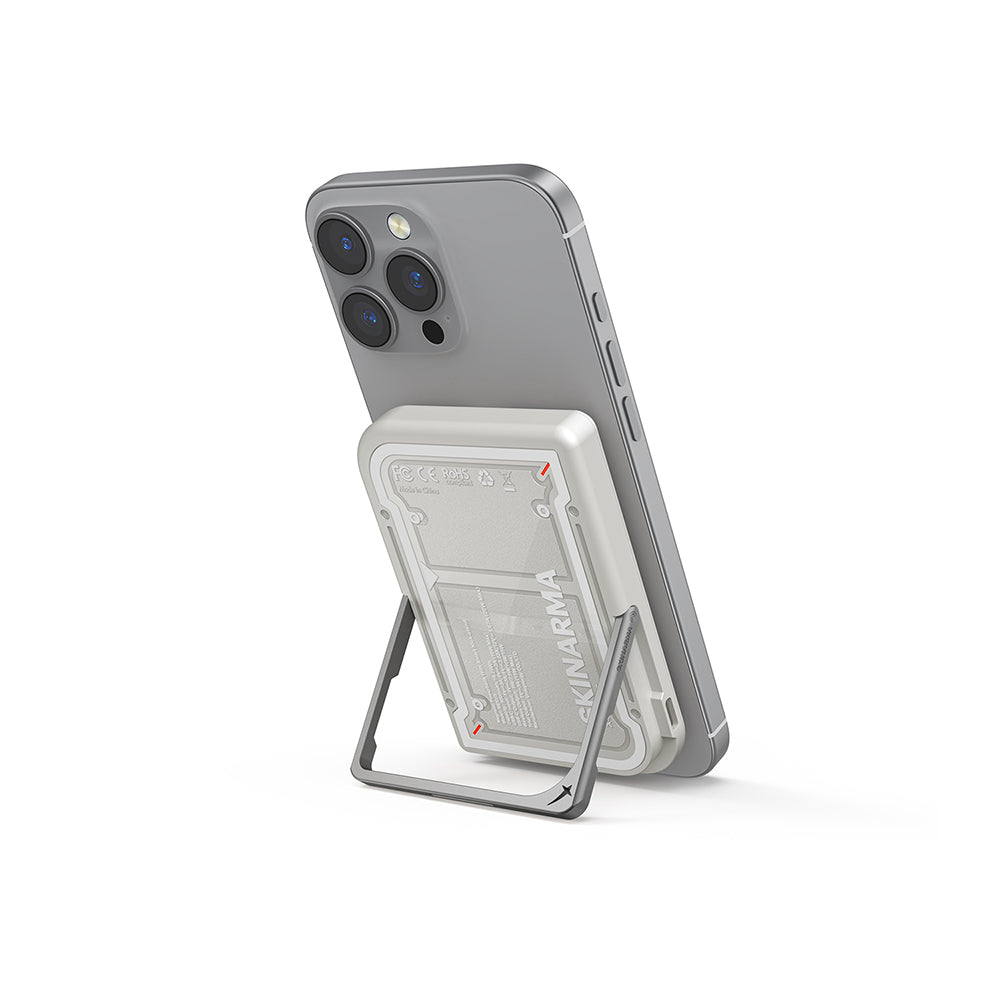 Skinarma Nexus Mecha Kablosuz ve PD Hızlı Şarj Özellikli Metal Standlı Taşınabilir Powerbank 20W 5000mAh Siyah