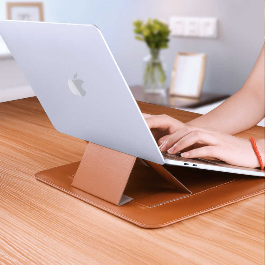 Apple Macbook 16.2' 2021 Wiwu Macbook Skin Pro Portable Stand Case Black