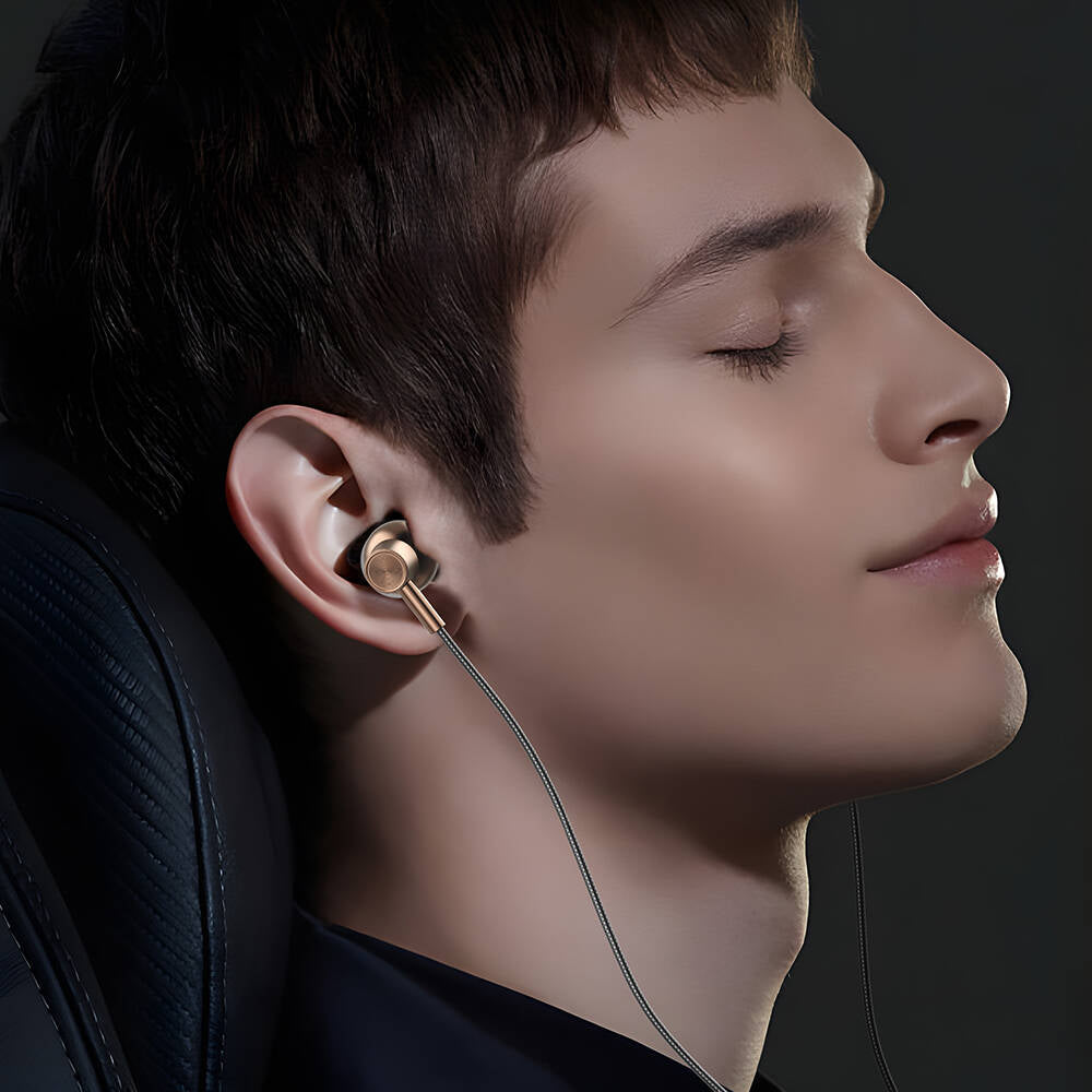 Zore ER-10 SQ Surround 3D Hi-Res Magnetic 3.5mm Wired In-Ear Headphones Black