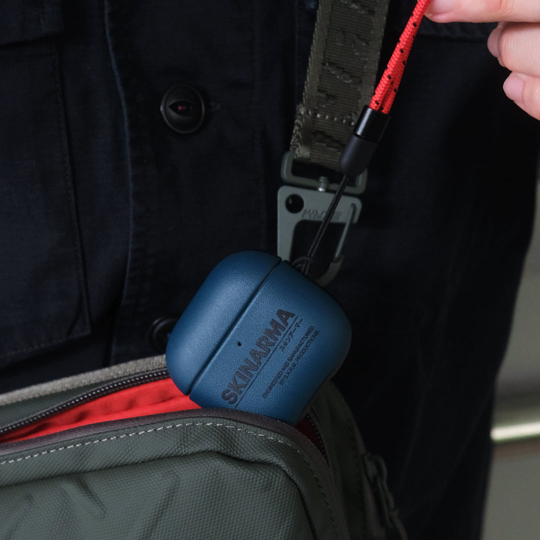 Apple Airpods 4 Kılıf Skinarma PU Deri Tasarım Spunk Kılıf Mavi