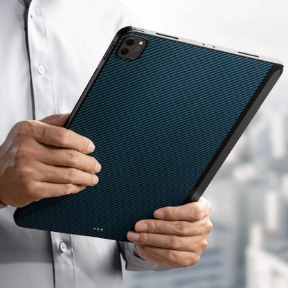 Apple iPad Pro 11 2020 (2.Nesil) Kılıf Aramid Fiber Pitaka Ultra-Slim Classic Serisi Tablet Kapak Siyah-Kırmızı