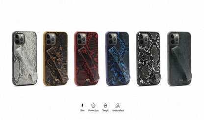 Apple iPhone 12 Pro Kılıf Kajsa Glamorous Serisi Snake Handstrap Kapak Kırmızı