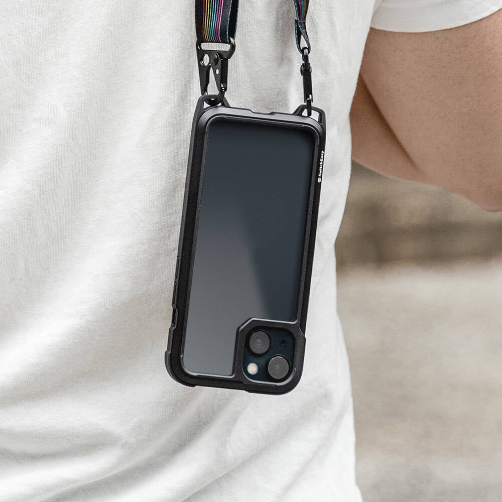 Apple iPhone 13 Kılıf Boyun Askılı Kompozit Tasarımlı Şok Önleyicili Lisanslı Switcheasy Odyssey Kapak Siyah