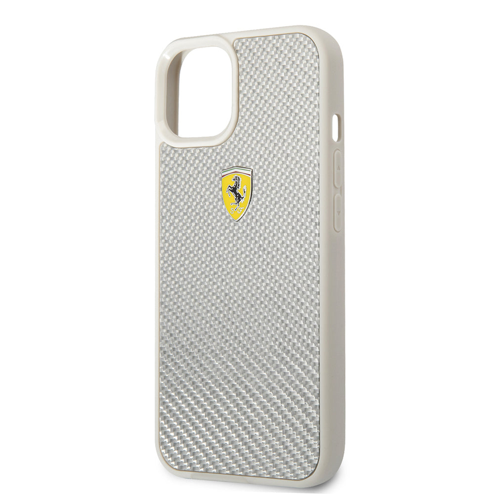Apple iPhone 13 Kılıf Ferrari Orjinal Lisanlı Klasik Metal Logolu Karbon Dizayn Kapak Gümüş