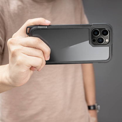 Apple iPhone 13 Pro Kılıf Boyun Askılı Kompozit Tasarımlı Şok Önleyicili Lisanslı Switcheasy Odyssey Kapak Rainbow