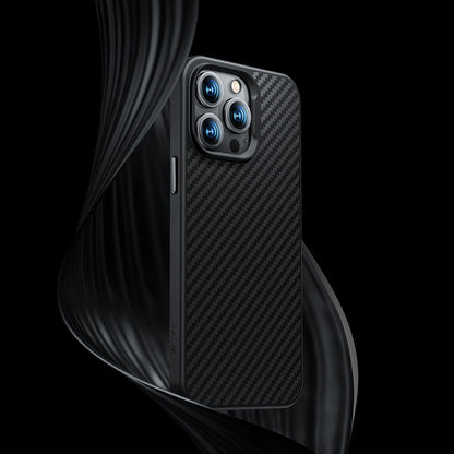 Apple iPhone 14 Plus Kılıf Karbon Fiber M-safe Şarj Özellikli Benks Hybrid ArmorPro 1500D Kevlar Kapak Siyah