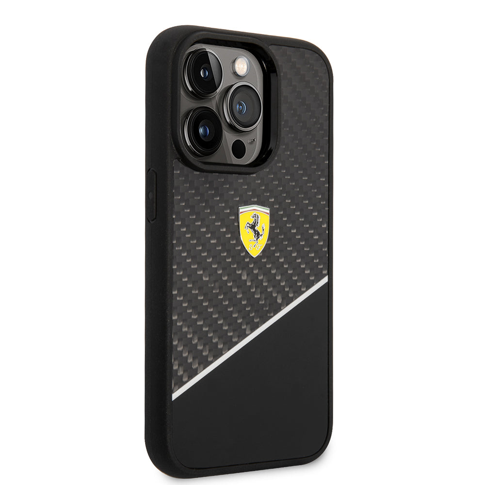 Apple iPhone 14 Pro Max Kılıf Ferrari Orjinal Lisanlı Klasik Metal Logolu Karbon Şerit Desenli Kapak Siyah