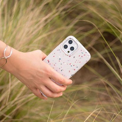 Apple iPhone 14 Pro Max Kılıf Mozaik Desenli Coehl Terrazzo Kapak Gri
