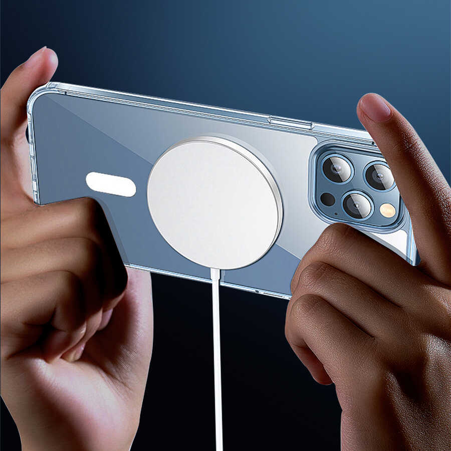 Apple iPhone 14 Wiwu M-safe Charging Feature Lens Protection Transparent Silicone Cover Colorless