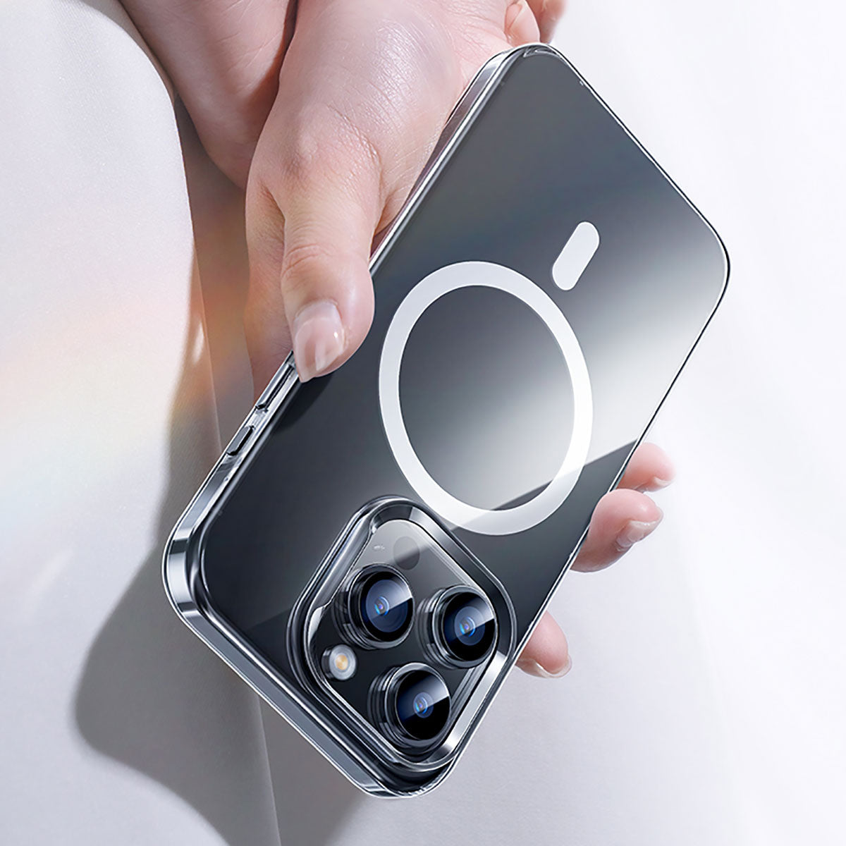 Apple iPhone 15 Case M-safe Charging Feature Benks Crystal Series Transparent Cover Colorless 