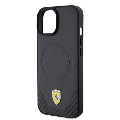 Apple iPhone 15 Plus Kılıf Ferrari Orjinal Lisanslı M-safe Şarj Özellikli Metal Logolu PU Karbon Kapak Kırmızı