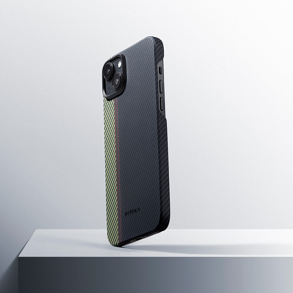 Apple iPhone 15 Plus Kılıf M-safe Şarj Özellikli 600D Aramid Fiber Pitaka Tactile Woven Orchestra Serisi Overture Kapak Siyah-Yeşil