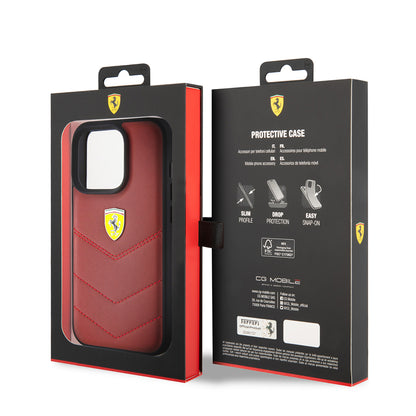 Apple iPhone 15 Pro Kılıf Ferrari Orjinal Lisanslı Deri Dikişli Arka Yüzey Metal Logo Tasarımlı Kapak Kırmızı