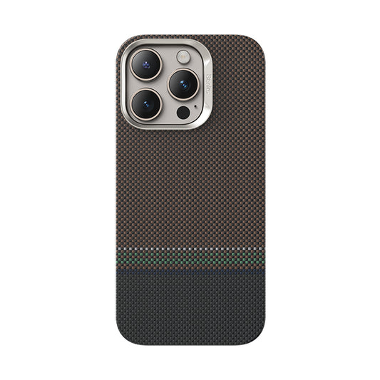Apple iPhone 15 Pro Kılıf M-safe Şarj Özellikli Karbon Fiber Tasarımlı Benks Prestige ArmorAir Kevlar Kapak Gold