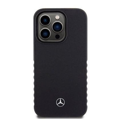 Apple iPhone 15 Pro Kılıf Mercedes Benz Orjinal Lisanslı Tırtıklı Kenar Tasarımlı Metal Yıldız Logolu Pürüzsüz Hakiki Deri Kapak Siyah