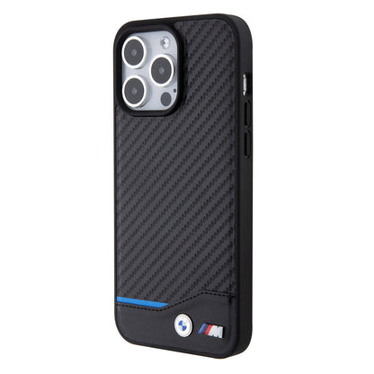Apple iPhone 15 Pro Max Kılıf BMW Orjinal Lisanslı M-safe Şarj Özellikli M Logolu PU Karbon Kapak Siyah