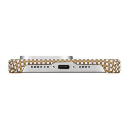 Apple iPhone 15 Pro Max Kılıf M-safe Şarj Özellikli Awa Tasarımlı 1500D Aramid Fiber Pitaka Ultra-Slim Classic Serisi Canyon Kapak Sarı