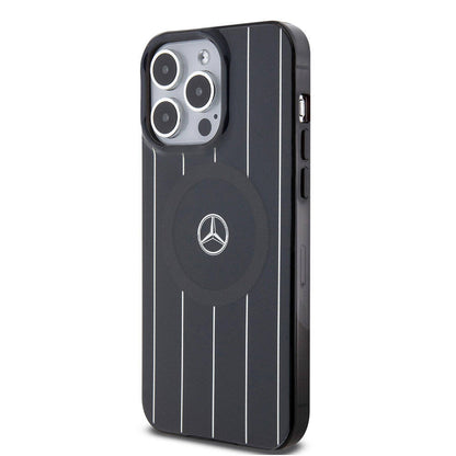 Apple iPhone 15 Pro Max Kılıf Mercedes Benz Orjinal Lisanslı M-safe Şarj Özellikli Çift Katmanlı Paralel Çizgi Desenli Kapak Beyaz