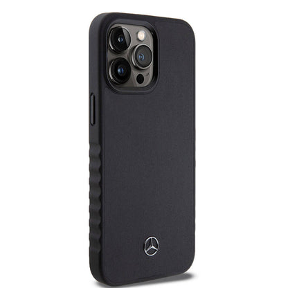 Apple iPhone 15 Pro Max Kılıf Mercedes Benz Orjinal Lisanslı Tırtıklı Kenar Tasarımlı Metal Yıldız Logolu Pürüzsüz Hakiki Deri Kapak Siyah