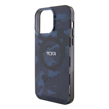 Apple iPhone 15 Pro Max Kılıf TUMI Orjinal Lisanslı M-safe Şarj Özellikli PC TPU Çift Katmanlı Kamuflaj Desenli Kapak Mavi