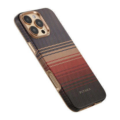 Apple iPhone 16 Pro Kılıf M-safe Şarj Özellikli Aramid Fiber Pitaka Military-Grade Sunset-Moonrise Serisi Sunset Kapak Kahverengi