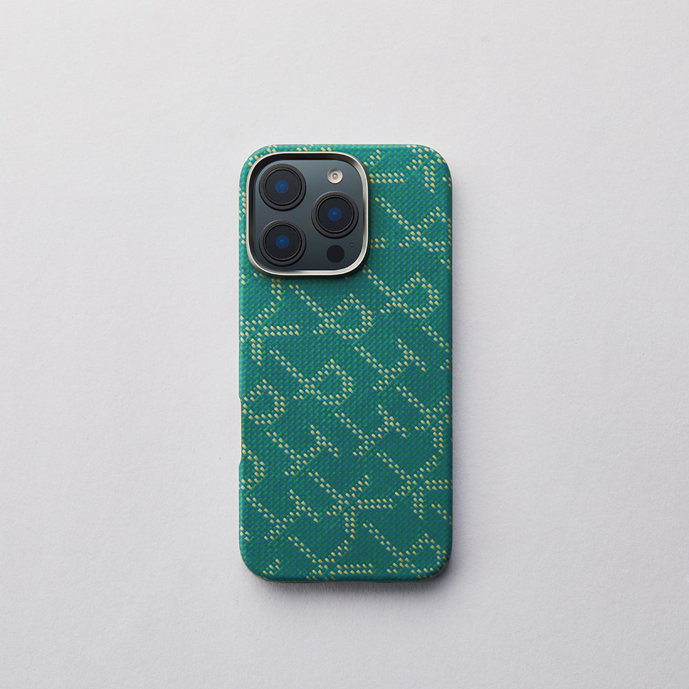Apple iPhone 16 Pro Kılıf M-safe Şarj Özellikli Aramid Fiber Pitaka Tactile Woven Monogram Serisi Kapak Yeşil