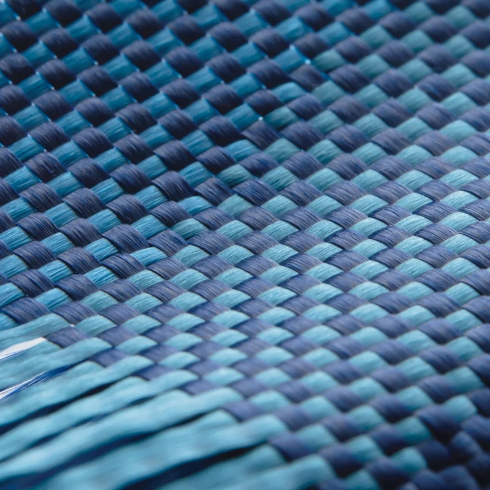 Apple iPhone 16 Pro Kılıf M-safe Şarj Özellikli Aramid Fiber Pitaka Tactile Woven Starpeak Serisi Over The Horizon Kapak Mavi