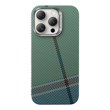 Apple iPhone 16 Pro Kılıf M-safe Şarj Özellikli Karbon Fiber Tasarımlı Benks Passion Green ArmorAir Kevlar Kapak