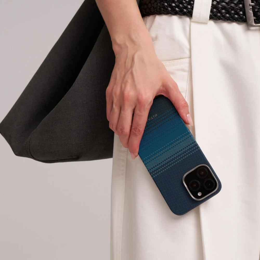 Apple iPhone 16 Pro Max Kılıf M-safe Şarj Özellikli Aramid Fiber Pitaka Tactile Woven Sunset-Moonrise Serisi Moonrise Kapak Mavi